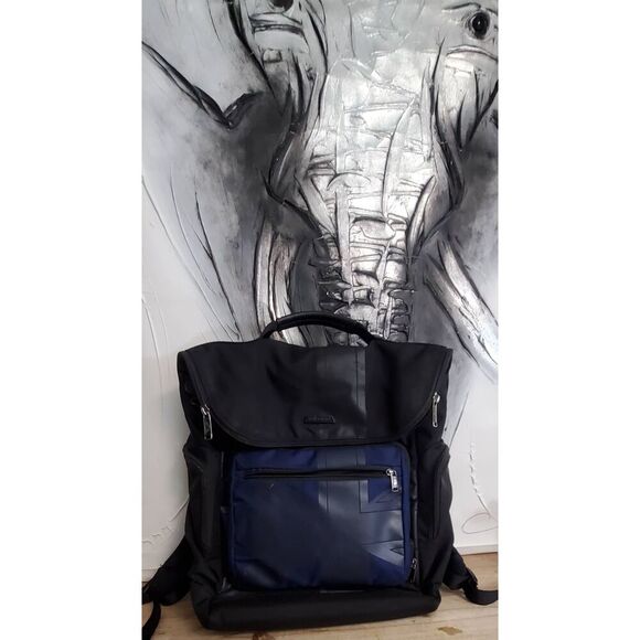 Mini by Tumi backpack - Picture 3 of 12